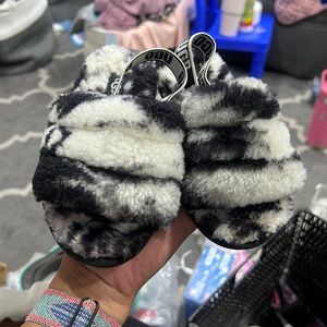 Girls ugg slippers size 12